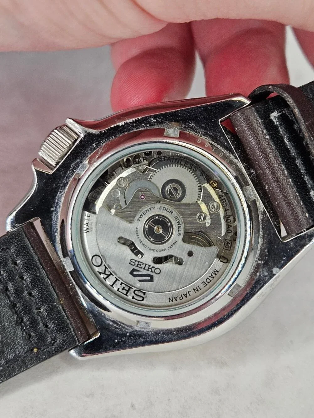 Seiko Sport 5 Automatic GMT 4R34-00A0 Black Gold Wristwatch Leather with Box